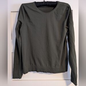 Athleta Women's Dark Green Long Sleeve Active Top